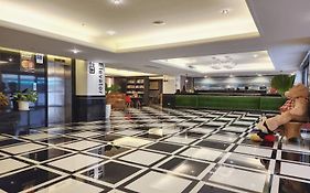 Shihzuwan Hotel - Kaohsiung Station